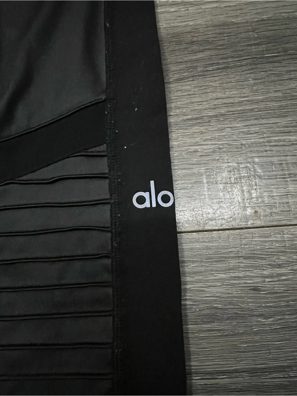 Alo Yoga High-Waist Moto Leggings women's size medium black